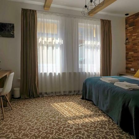Residence Rooms Bucovina 坎普朗莫道尼斯 外观 照片