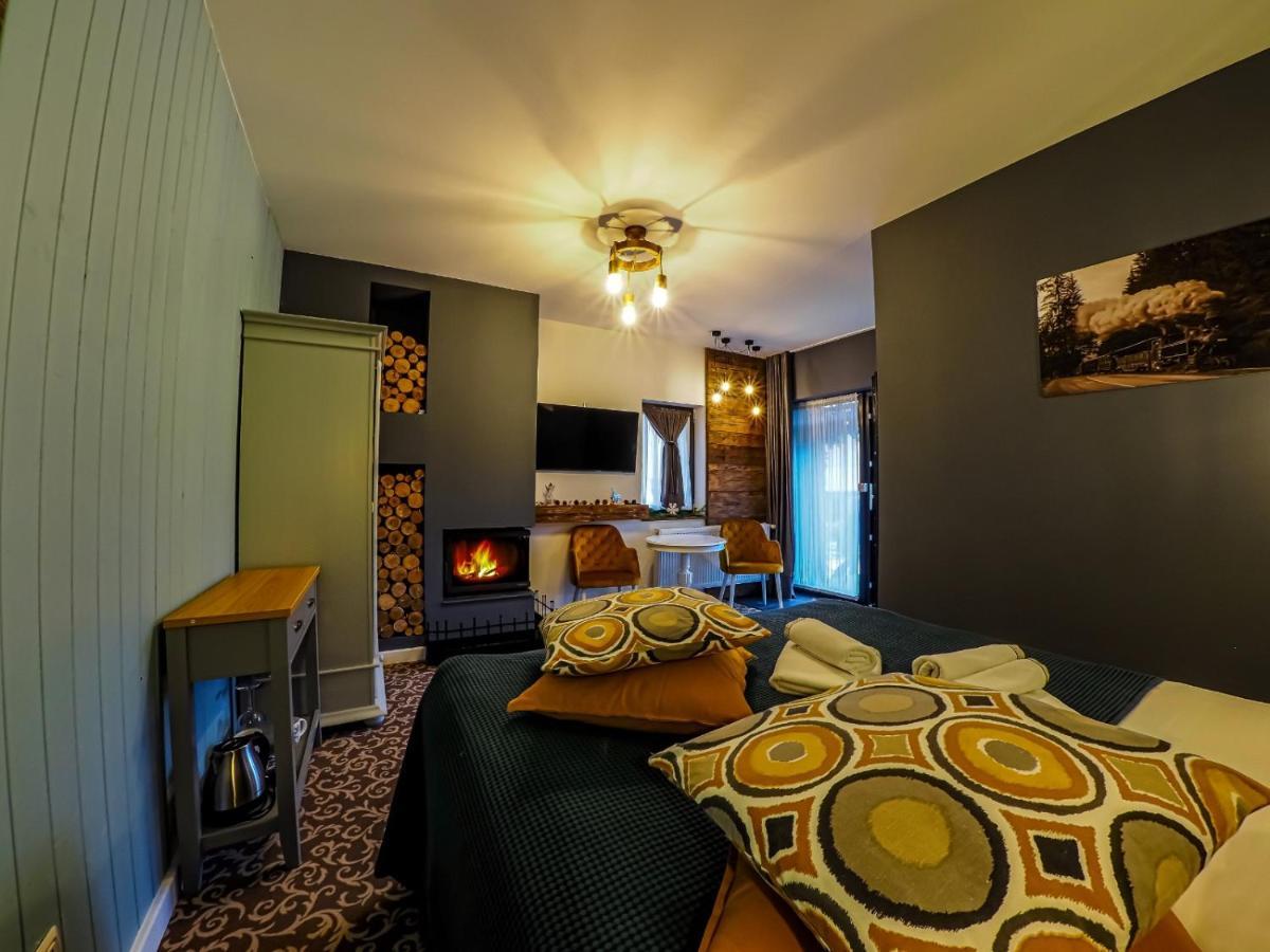 Residence Rooms Bucovina 坎普朗莫道尼斯 外观 照片