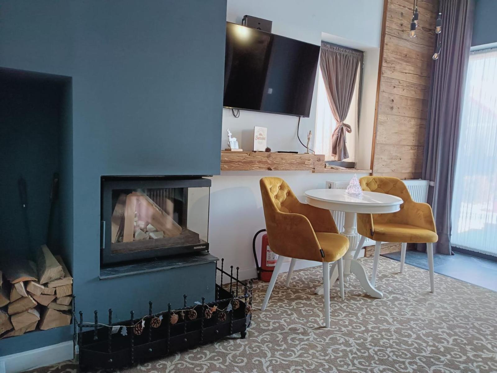 Residence Rooms Bucovina 坎普朗莫道尼斯 外观 照片