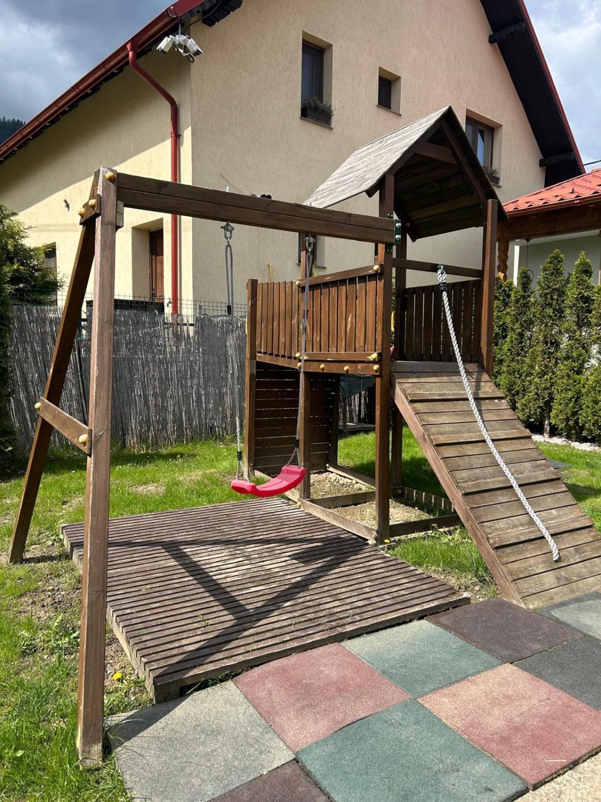 Residence Rooms Bucovina 坎普朗莫道尼斯 外观 照片