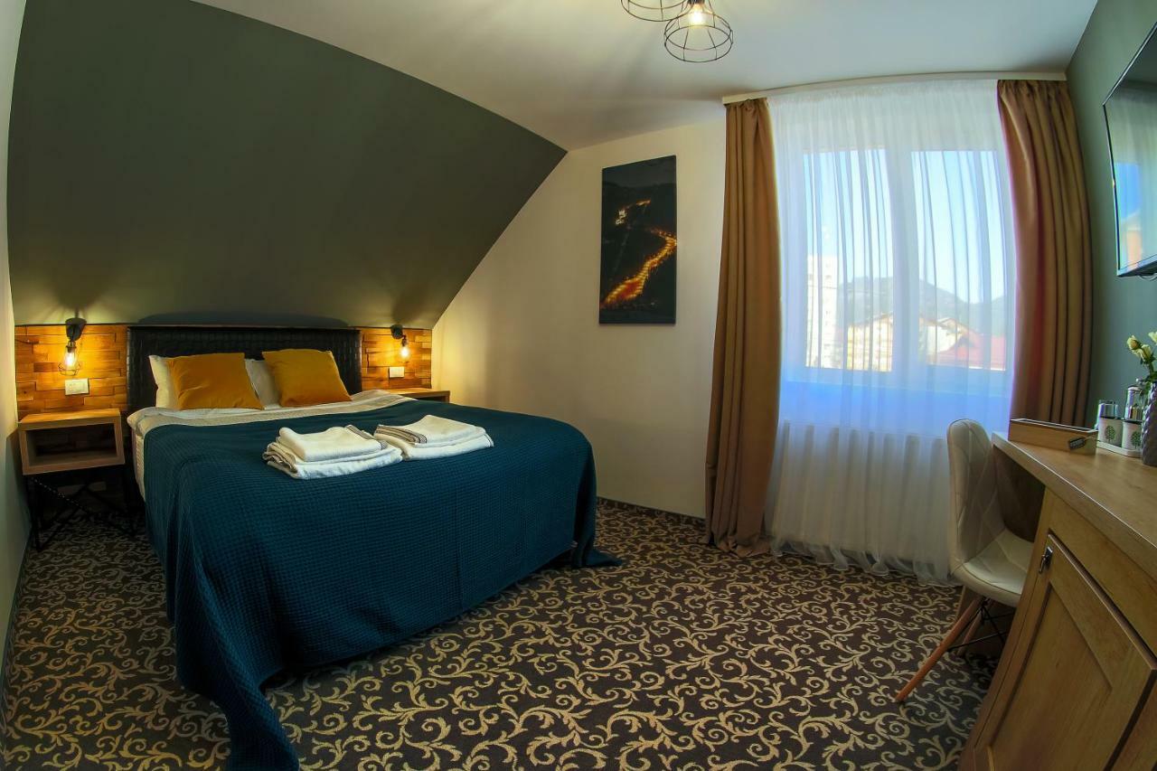 Residence Rooms Bucovina 坎普朗莫道尼斯 外观 照片